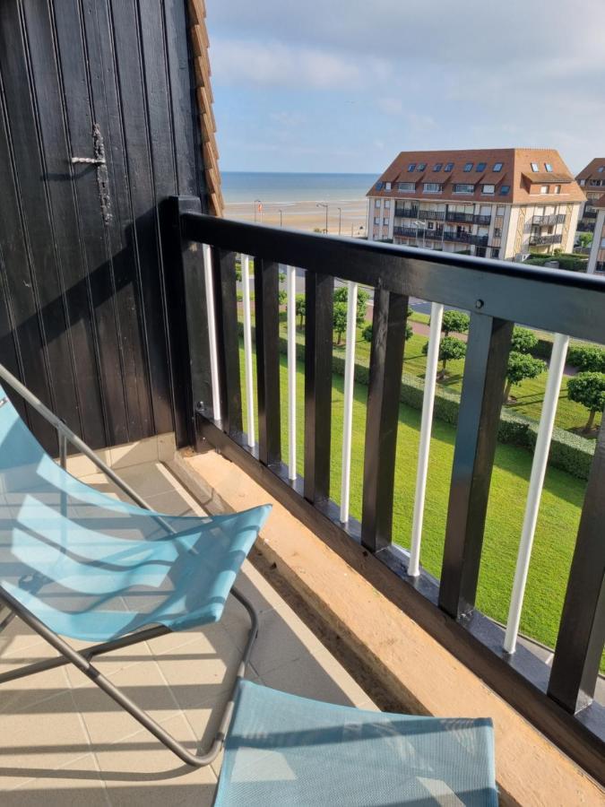 "Le Cocon D'Estelle" Grand Studio Vue Mer, 30M De La Plage Villers-sur-Mer Luaran gambar