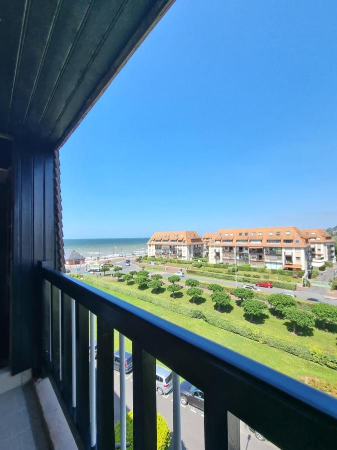 "Le Cocon D'Estelle" Grand Studio Vue Mer, 30M De La Plage Villers-sur-Mer Luaran gambar